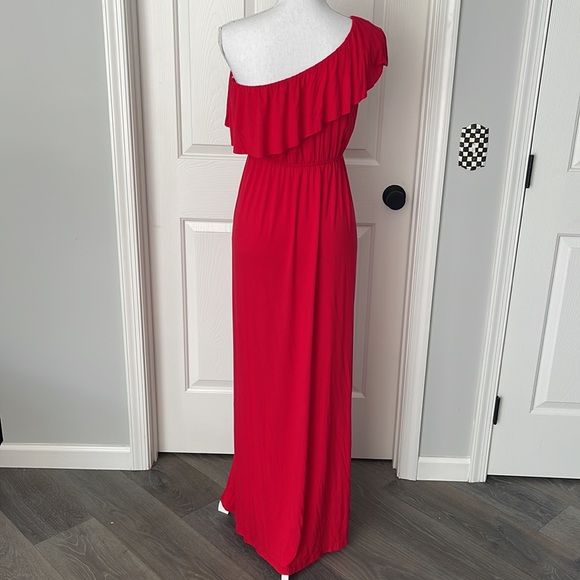 NWOT Forever 21 Red One Shoulder Ruffled Maxi Dress-Small - Picture 3 of 6